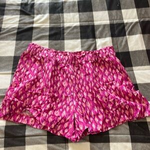 Loft hot pink and orange ikat design linen shorts, size medium